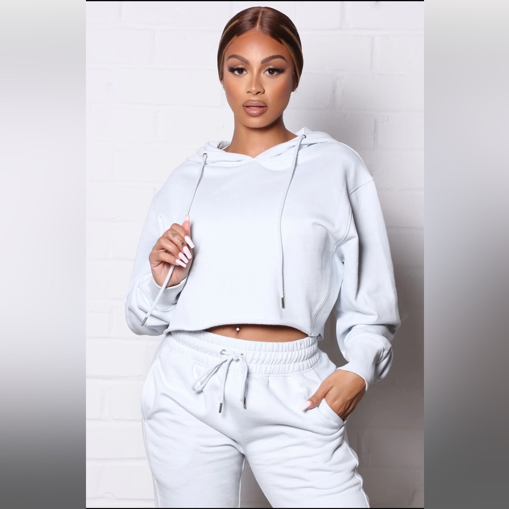 Sport legend side rib crop hoodie + Sport Legend Jogger Set in Ice Blue Size XL